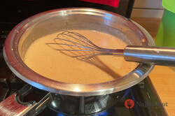 Príprava receptu Fantastický karamelový krém, ktorý sa hodí takmer do každého dezertu, vrátane vianočného pečiva., krok 5