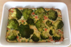 Recept Zapečená brokolica so zeleninou a vajíčkom