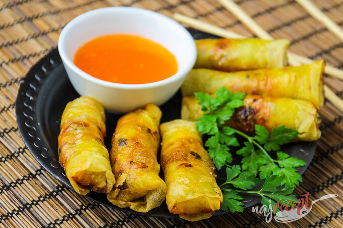 Vietnamský recept na obľúbené jarné závitky nem rán. Skvelé predjedlo, obed alebo pohostenie.
