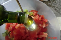 Príprava receptu Zeleninový šalát s balkánom, krok 6