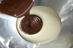 Príprava receptu Čokoládová pena s malinami, krok 1