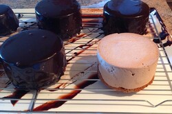 Príprava receptu Malinovo-čokoládové penové tortičky, krok 3