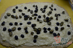 Príprava receptu Slimáky s vanilkovým pudingom a čučoriedkami, krok 5