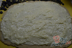 Príprava receptu Slimáky s vanilkovým pudingom a čučoriedkami, krok 4