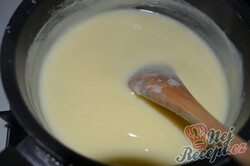 Príprava receptu Slimáky s vanilkovým pudingom a čučoriedkami, krok 3