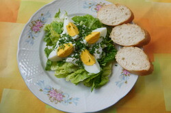 Príprava receptu Hlávkový šalát s varenými vajcami, krok 5
