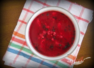 Recept Cviklová polievka s ochuteným jogurtom