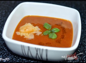 Recept Paradajková polievka z pečených paradajok