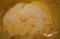 Príprava receptu Kokosovo-citrónová bábovka, krok 5