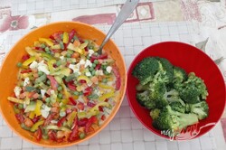 Príprava receptu Zapečená brokolica so zeleninou a vajíčkom, krok 2