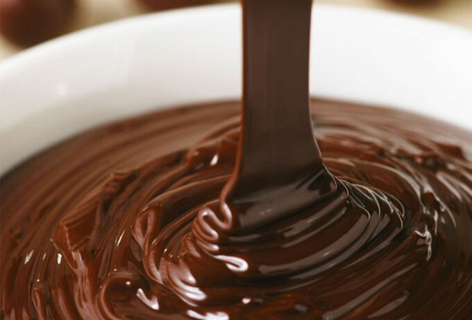 Výborný recept na lesklú čokoládovú polevu