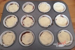 Príprava receptu Vláčne zebra muffiny, krok 1